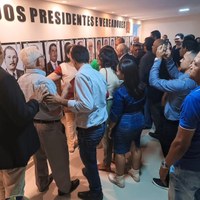 Inauguração da galeria dos ex presidentes e vereadores. A entrega veículo 0km